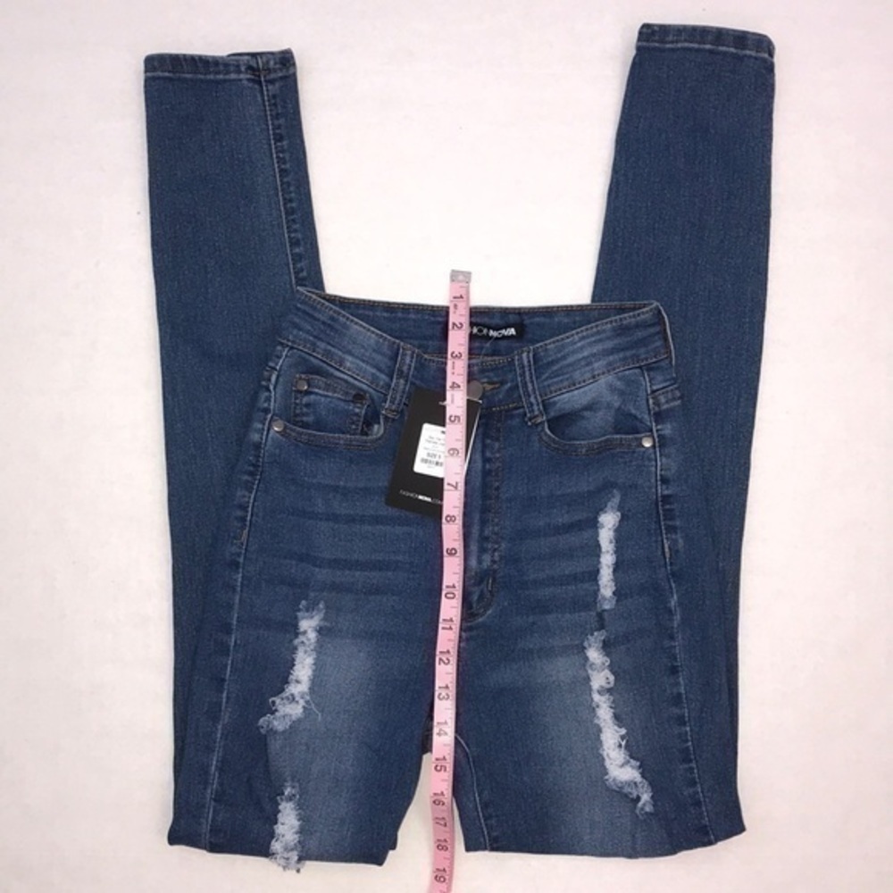 Fashion Nova Say Yes To Distress Jeans - Picture 6 of 11